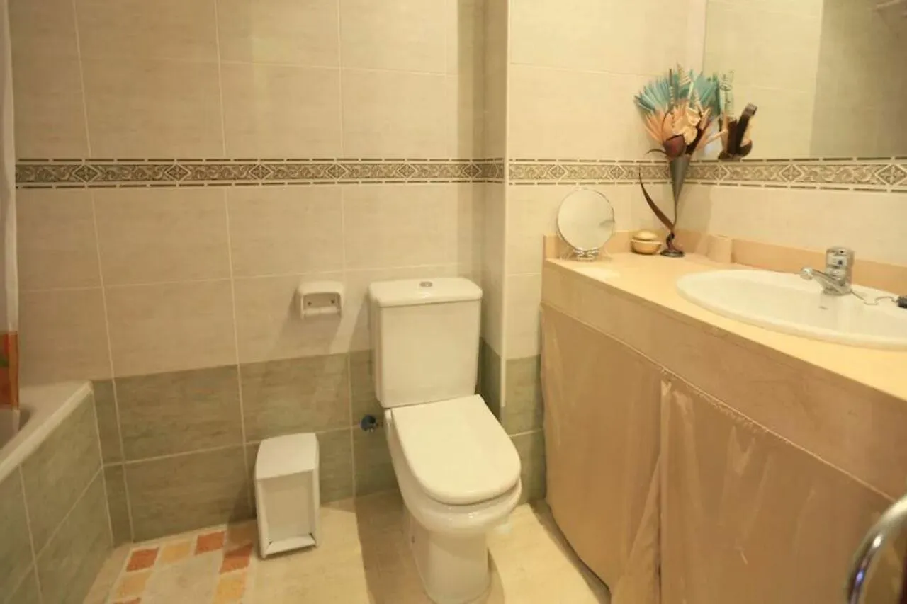 Apartamento Tranquila Para 4 Personas En Cambrils Apartmán